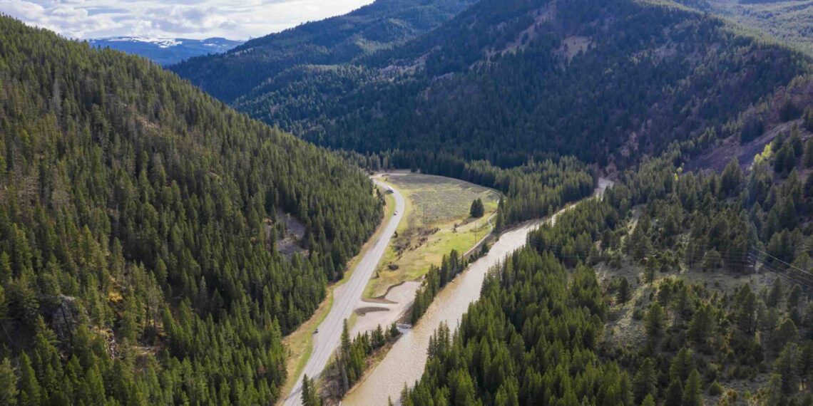 Crossing to safety: New possibilities for U.S. Highway 191